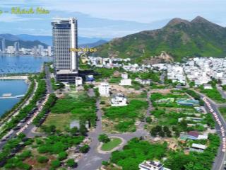 Bán đất biệt thự mặt tiền phạm văn đồng ngang 11m  duy nhất 1 lô giá 68tr/m2