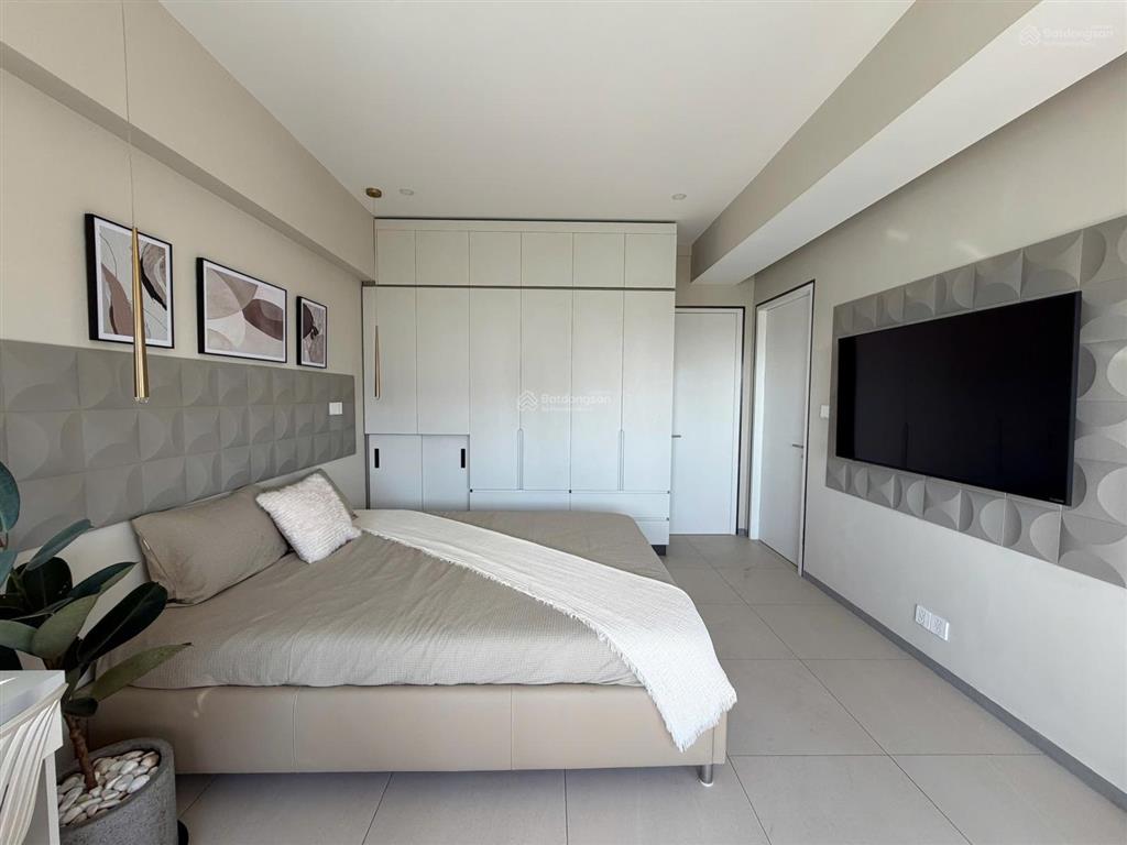 Bán căn hộ mỹ phát, phú mỹ hưng, q7. 137m2. 3pn. nhà mới 100%. view sông thoáng mát