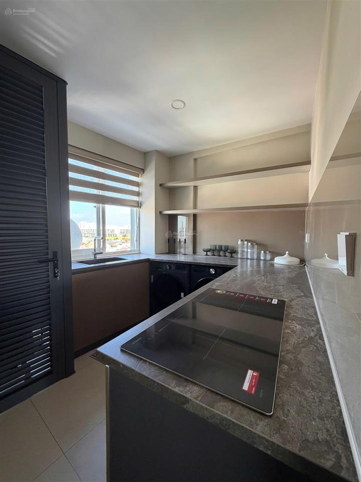 Bán căn hộ mỹ phát, phú mỹ hưng, q7. 137m2. 3pn. nhà mới 100%. view sông thoáng mát