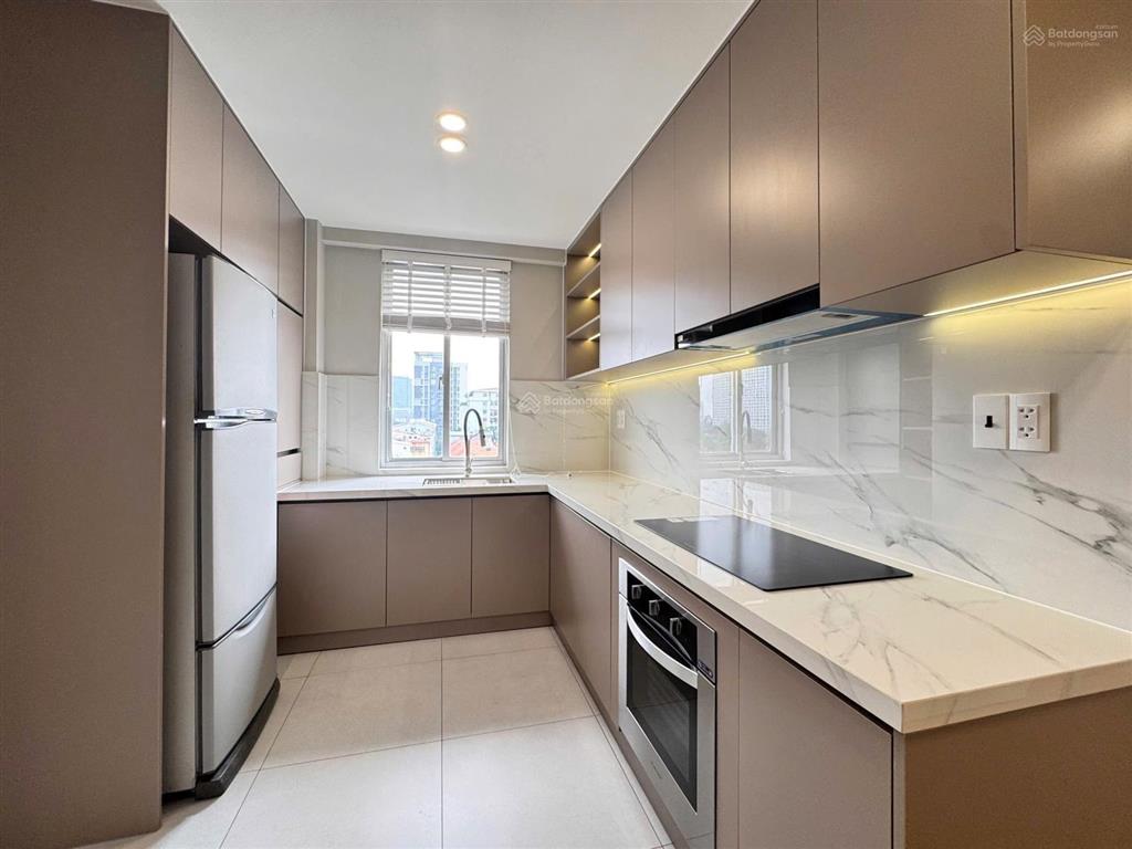 Bán căn hộ mỹ khánh 1, pmh, q7. 113m2. nhà mới 100%. sẵn hdt giá cao