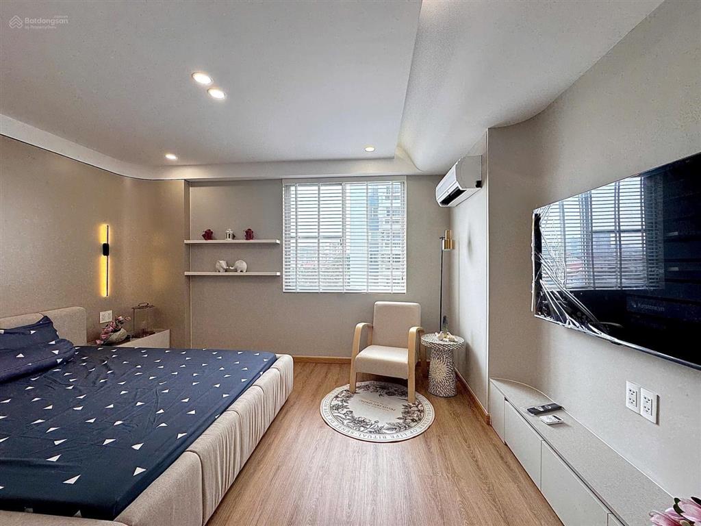 Bán căn hộ mỹ khánh 1, pmh, q7. 113m2. nhà mới 100%. sẵn hdt giá cao