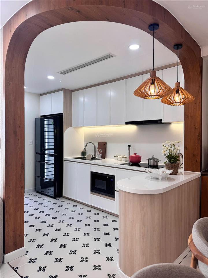 Bán căn hộ hưng phúc, pmh, q7. nhà mới 100%. 81,8m2, 2pn. căn góc. sổ hồng sẵn