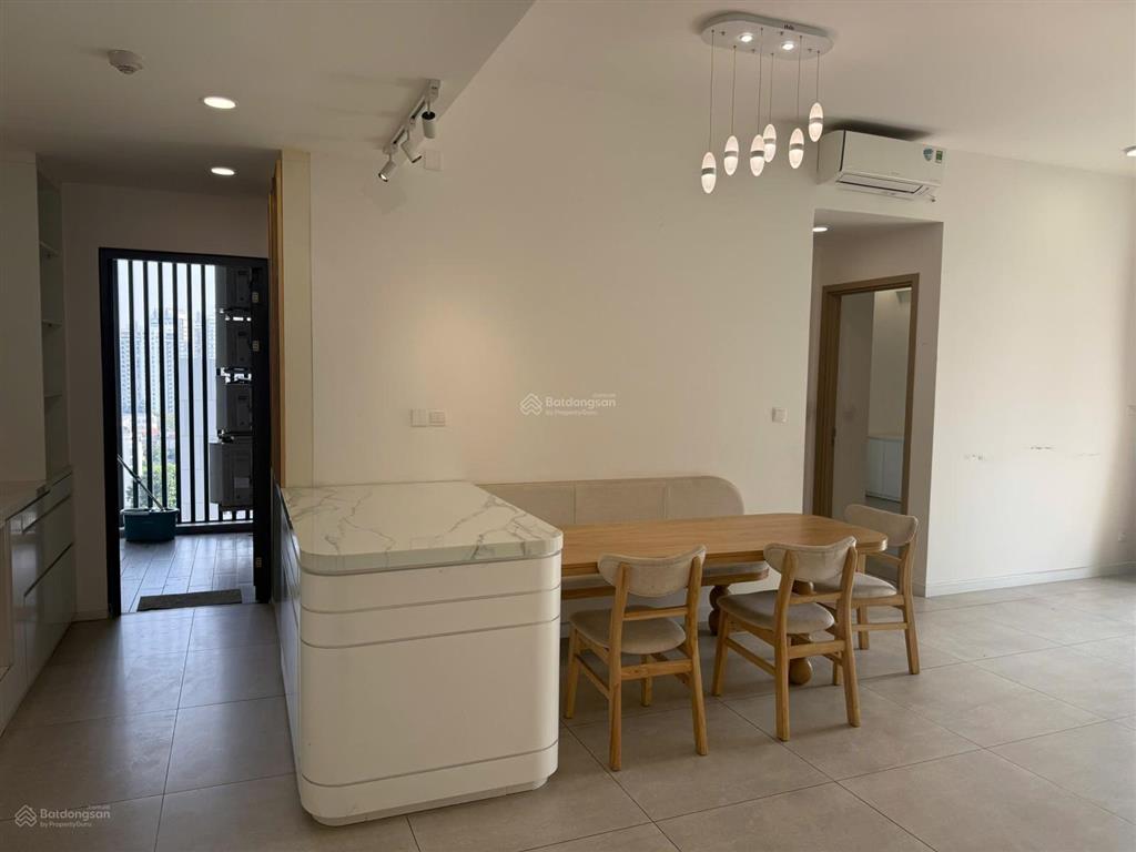 Cần bán nhanh the antonia pmh. 108m2. 3pn. giá tốt!