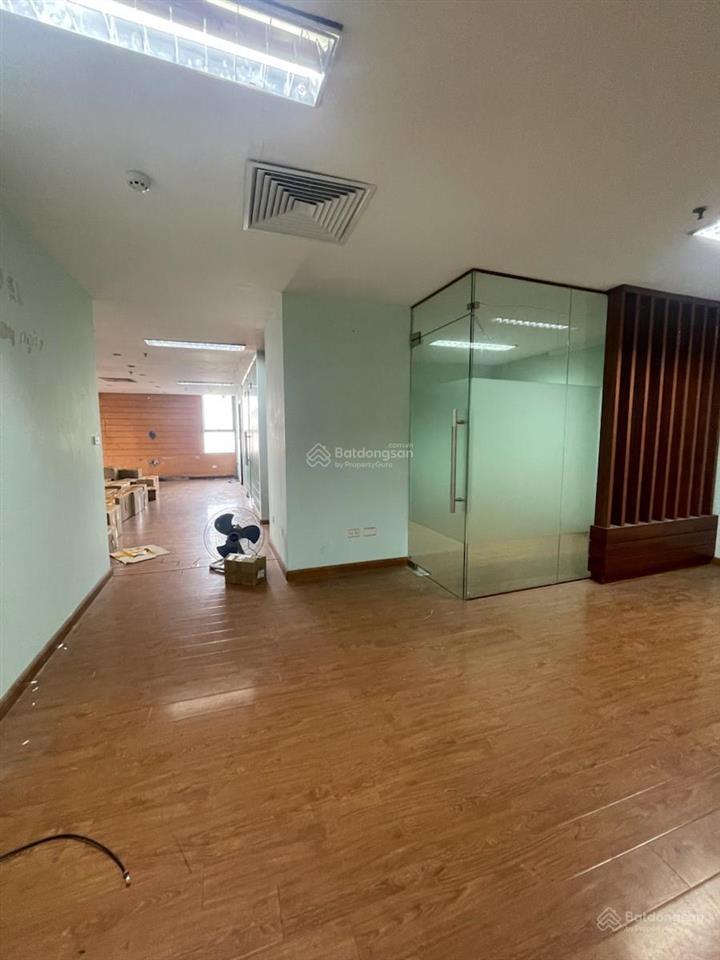 Bán sàn thương mại tại toà nhà hỗn hợp sông đà số 131 trần phú hà đông  260m2 7phòng  giá 12.9tỷ