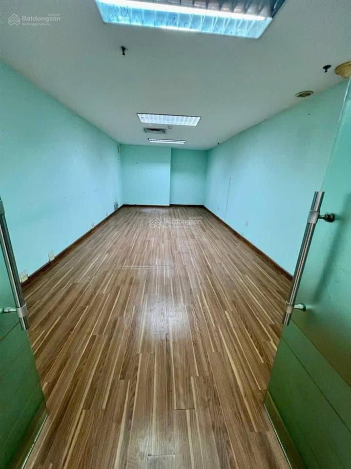 Bán sàn thương mại tại toà nhà hỗn hợp sông đà số 131 trần phú hà đông  260m2 7phòng  giá 12.9tỷ