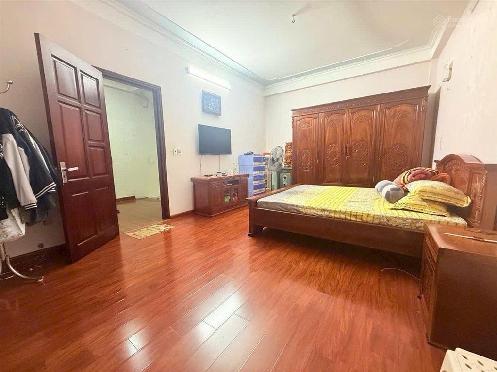 Bán gấp nhà mặt đường võ thị sáu quận hà đông 50m2 4tầng mặt tiền 12m kinh doanh, giá 11tỷ