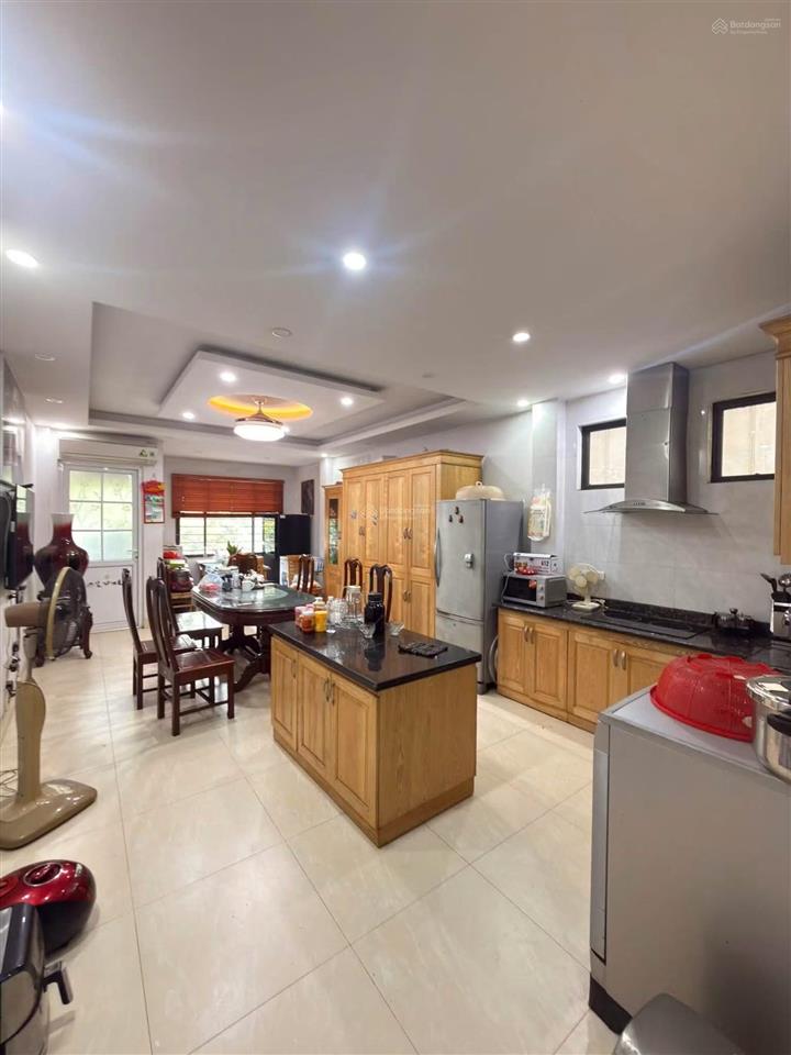 Cực hiếm lô góc mặt phố hoàng văn thái thanh xuân 50m2 6tầng  thang máy  giá chỉ 18.8 tỷ