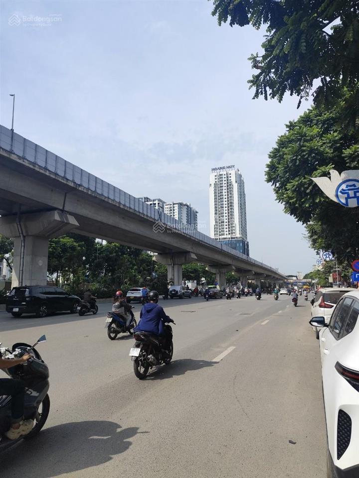 Bán nhà đối diện vin cao xả lá ở đường nguyễn trãi thanh xuân 38m2 4 tầng ô tô kinh doanh giá rẻ