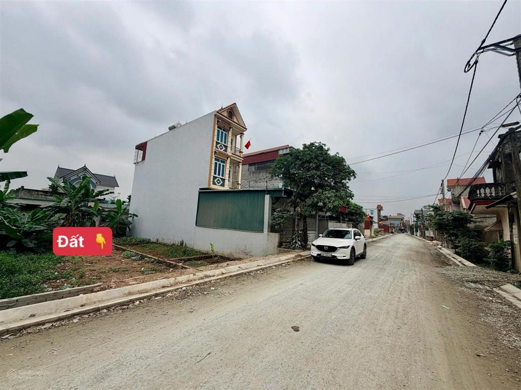 Bán đất thượng vực, chương mỹ 100m2 vuông đẹp ô tô gần đất giá chỉ 3,x tỷ
