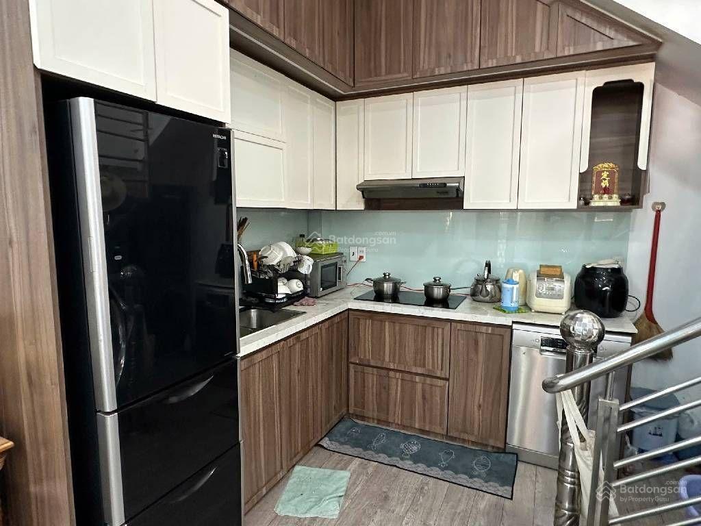 Bán nr tại hoàng hoa thám, 6.7ty tỷ, 60m2, 4pn, 3wc, nhiều tiện ích