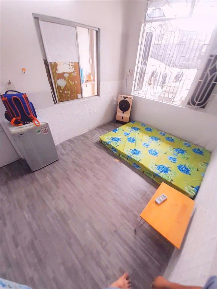 Phòng trọ full nội thất giá rẻ gần sân bay