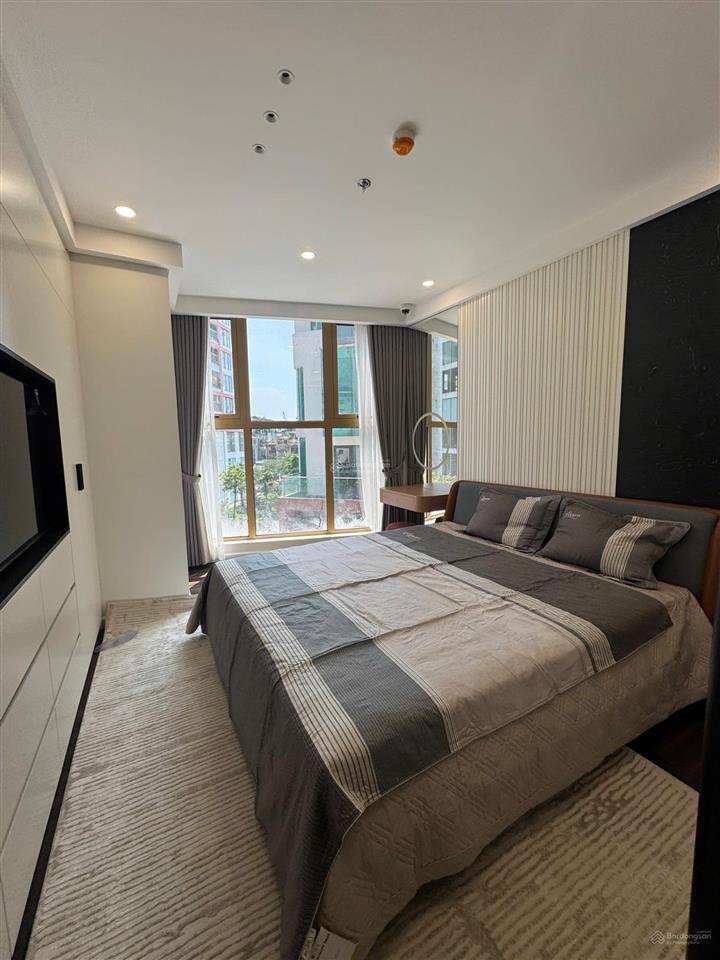 Cần bán gấp căn 3pn 100,7m the queen giá cam kết rẻ hơn cdt 0945 939 ***