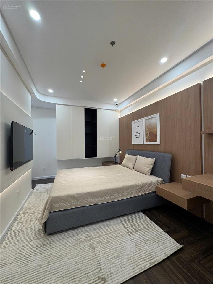 Cần bán gấp căn 3pn 100,7m the queen giá cam kết rẻ hơn cdt 0945 939 ***