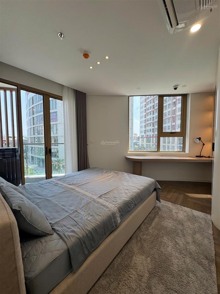 Cần bán gấp căn 3pn 100,7m the queen giá cam kết rẻ hơn cdt 0945 939 ***