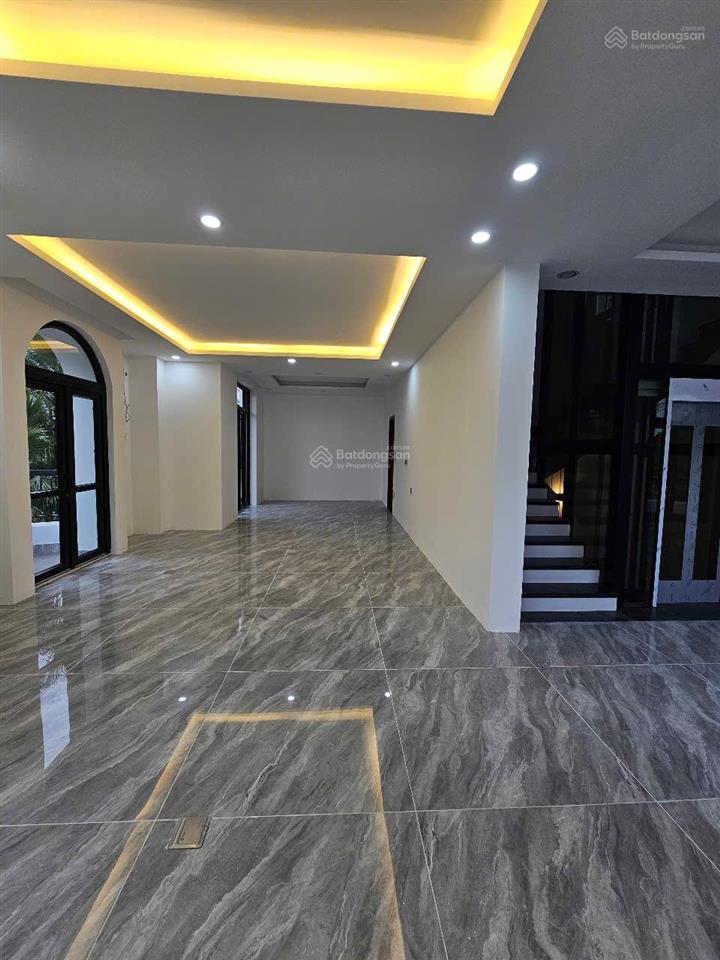 Em bán shophouse hoàn thiện 5 tầng có thang máy sẵn sổ đỏ giao dịch  giá hời louis city hoàng mai