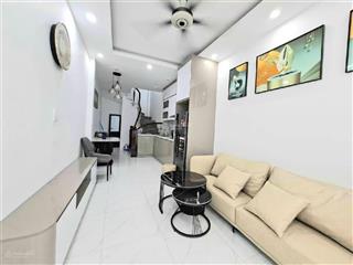 Bán gấp nhà văn la gần trường chuyên nguyễn huệ khu đô thị văn la đang xây dựng. 20m ra tàu điện.