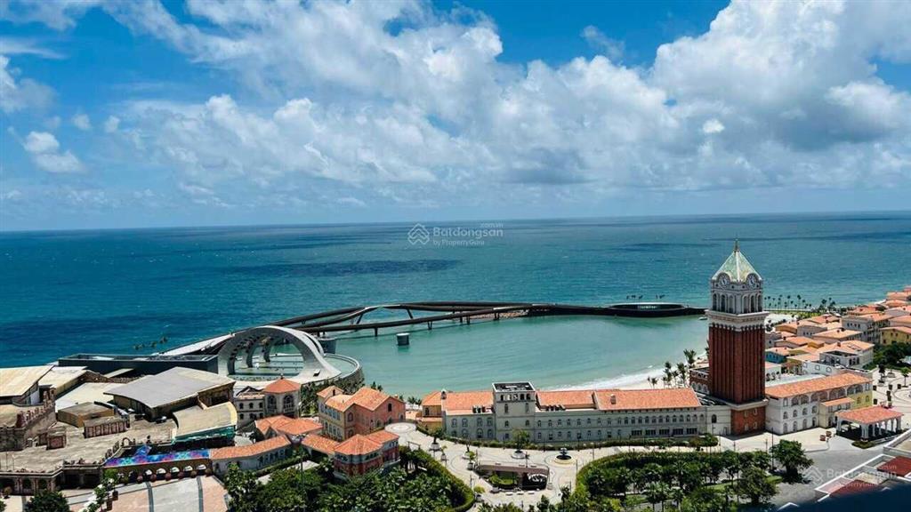 Bán căn góc 2pn hillside phú quốc giá lỗ sâu 79m2 giá rẻ nhất hillside bán nhanh trong tuần