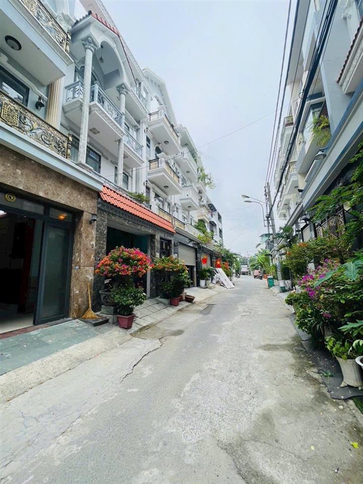 Nhà hẻm xe hơi Đào Tông Nguyên, ngang 6m, hơn 8 tỷ, cạnh trường học