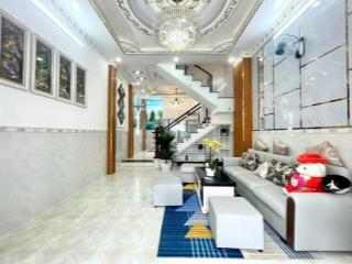 NHÀ HẺM XE HƠI, CẠNH PHÚ MỸ HƯNG, HƠN 5 TỶ, 3 TẦNG KIÊN CỐ