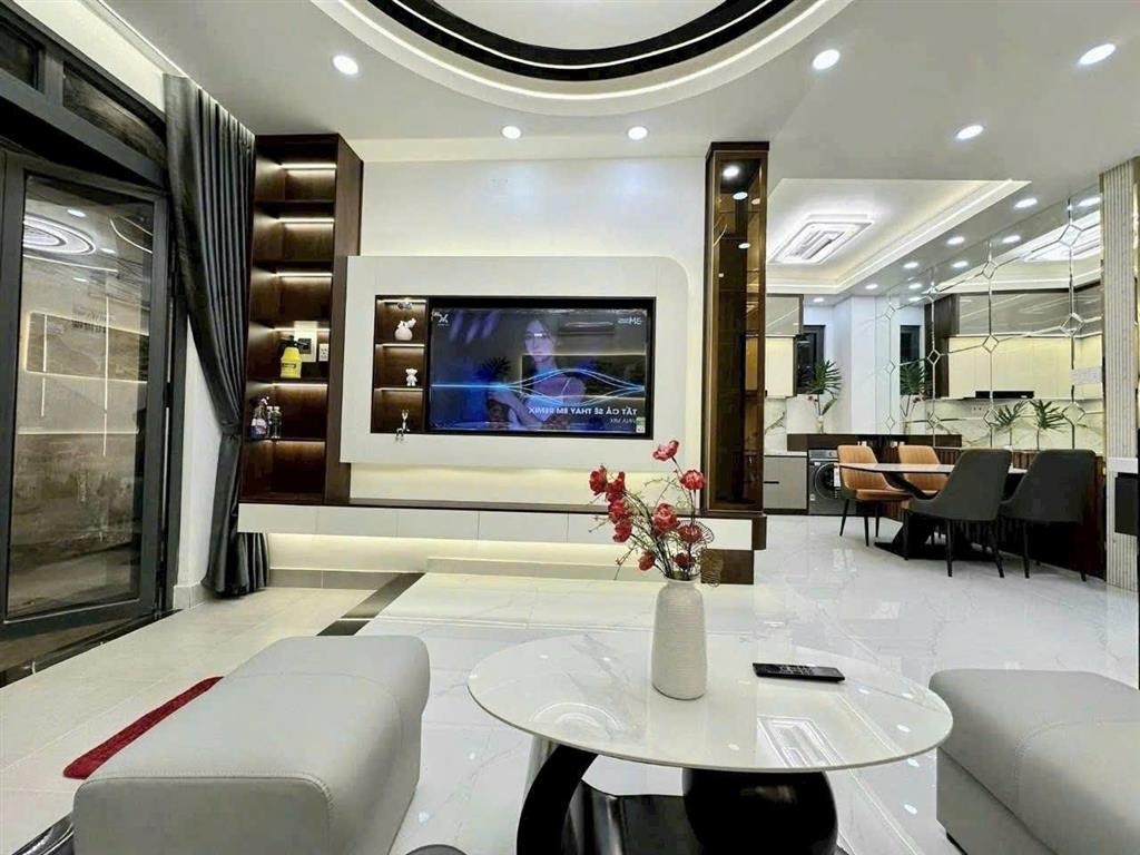 NHÀ CẠNH VINCOM, 50M2, ĐẦY ĐỦ NỘI THẤT, 5.95 TỶ