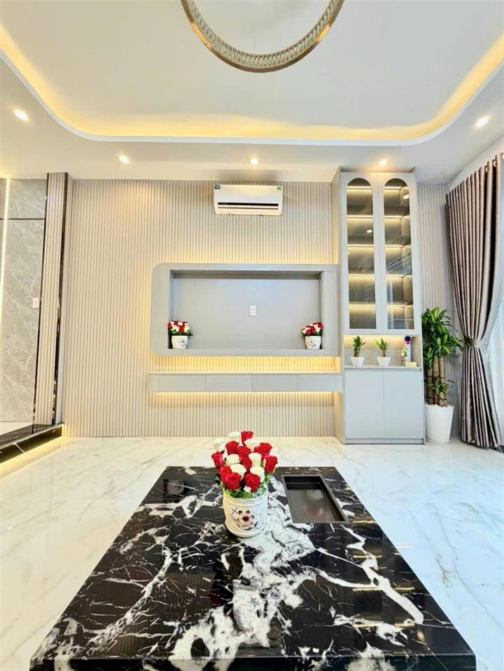 Nhà đẹp hẻm 1942 Huỳnh Tấn Phát, 4x14m, 5.8 tỷ, tặng nội thất tiền tỷ