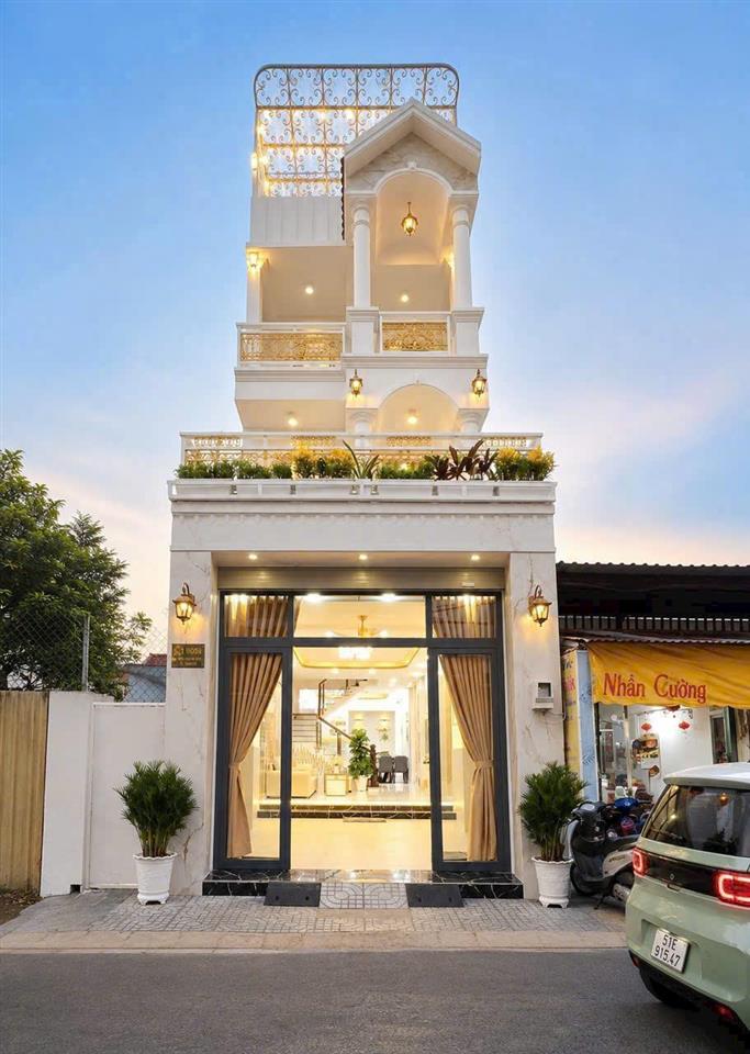 Mặt tiền kinh doanh, ngay Huỳnh Tấn Phát, 4 tầng, cạnh Phú Mỹ Hưng, 8.9 tỷ