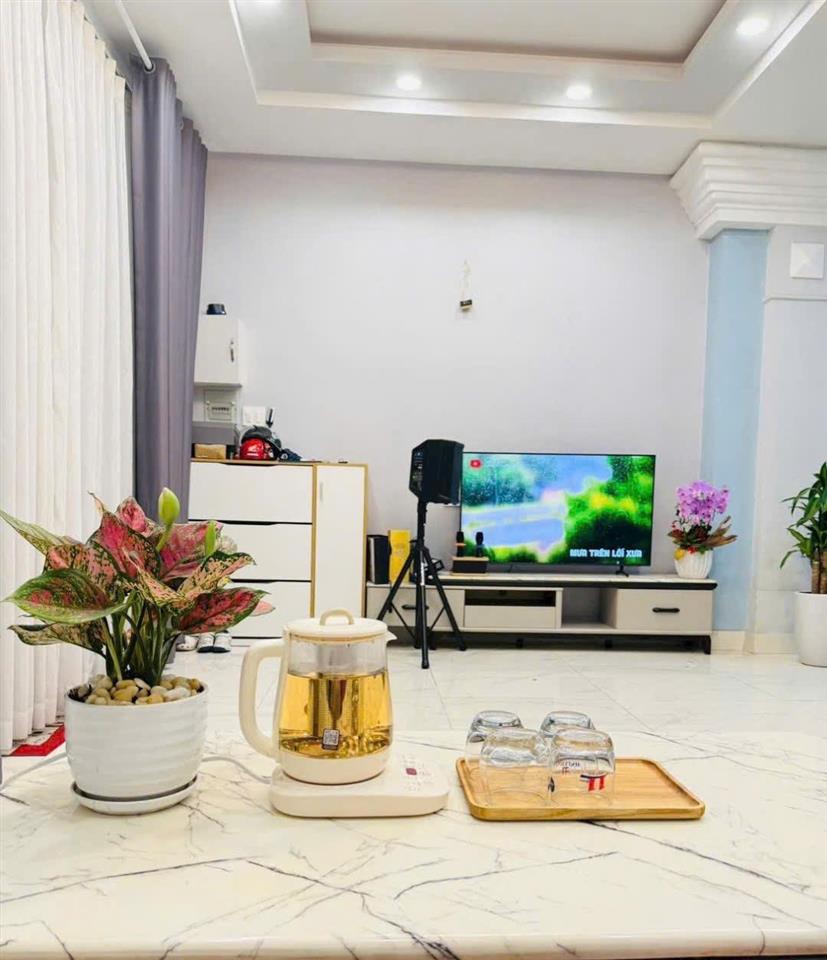 Nhà rộng 6m cực hiếm, khu đồng bộ Đào Sư Tích, chỉ hơn 9 tỷ