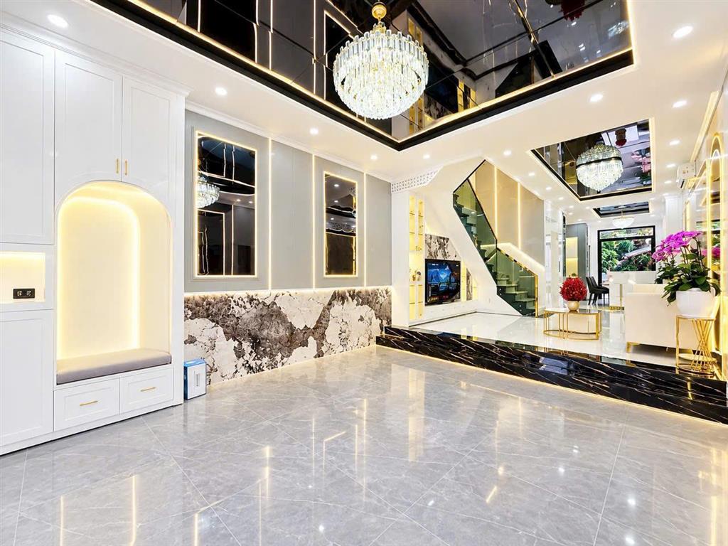 NHÀ CÓ THANG MÁY, VỪA Ở VỪA KINH DOANH, 5X18M, FULL NỘI THẤT, CẠNH PHÚ MỸ HƯNG