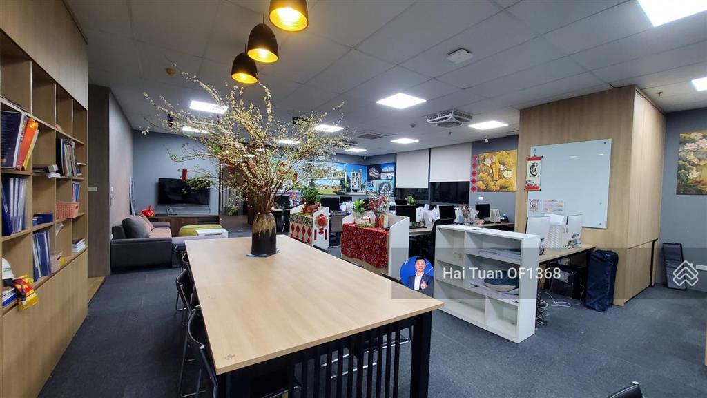 Bán diện tích lên tới 1000m2 sàn thương mại văn phòng tòa the pride tố hữu