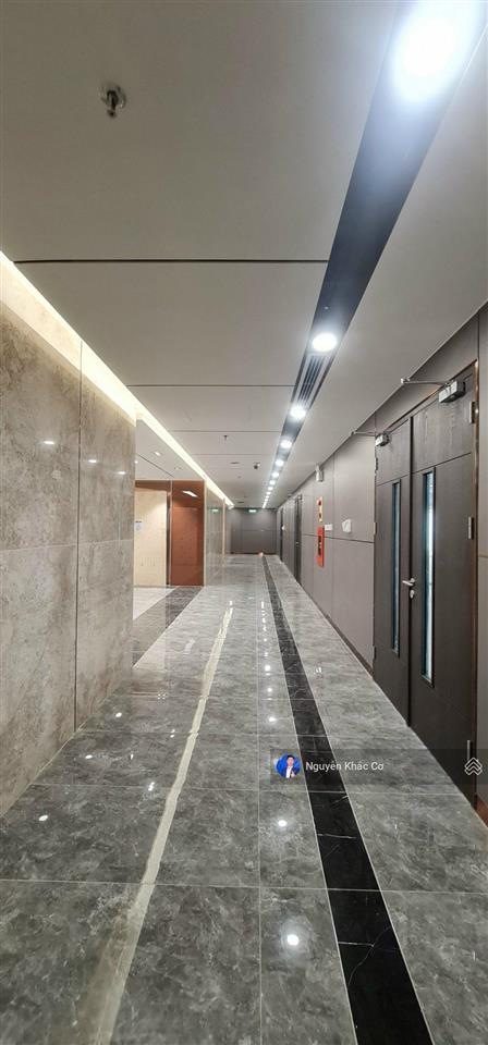 Cho thuê văn phòng tại diamond tower, giá thỏa thuận, 1800m2, đẹp, nhiều tiện ích