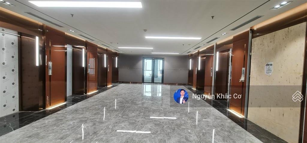 Cho thuê văn phòng tại diamond tower, giá thỏa thuận, 1800m2, đẹp, nhiều tiện ích