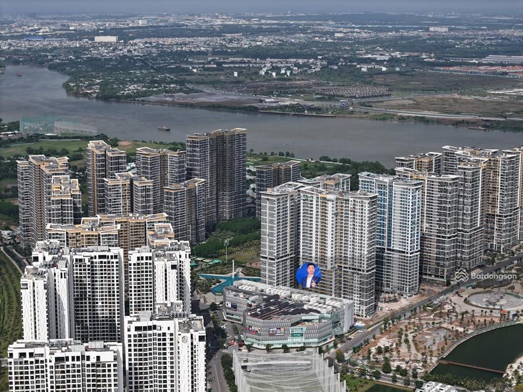 Chính chủ cần bán căn hộ studio trục 05 tầng cao đẹp giá tốt nhất dự án skym