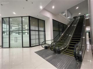 Bán sàn văn phòng tại roman plaza, 210m2, chính chủ hot!  0906 011 ***