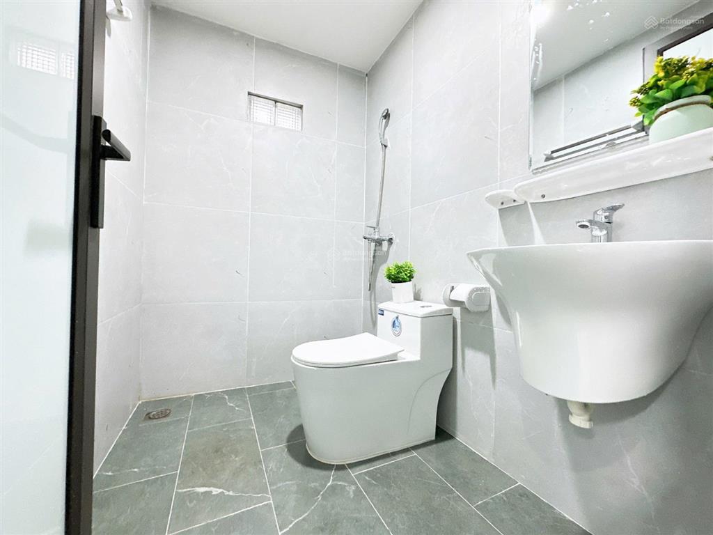 Cho thuê phòng ô tô đỗ cửa tại 274 giáp bát, hoàng mai, hà nội