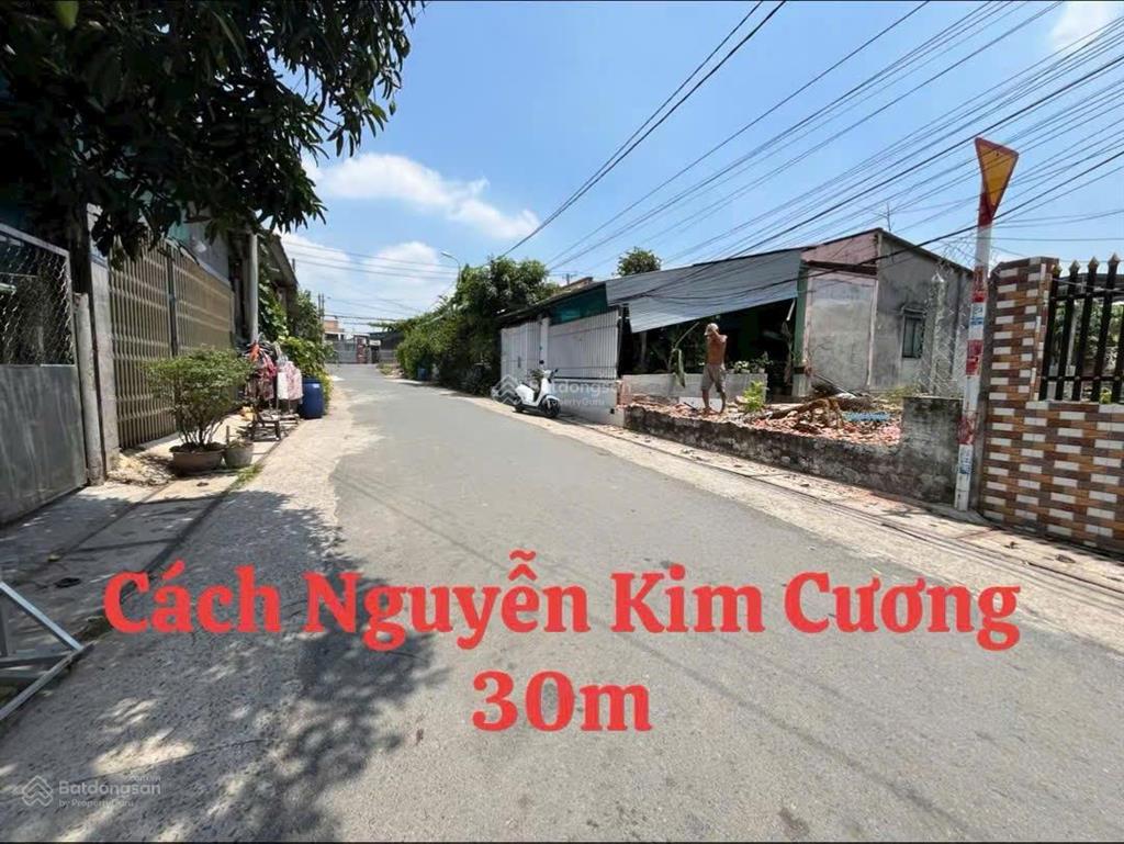 Đất thổ cư mặt tiền đường nhựa, dt 5,8 x 17m. giá chỉ 2ty150