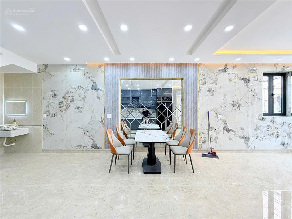 Nhà 1 trệt 1 lầu đường trung mỹ tây 1a, 5x 13m , đường oto. giá 4ty6