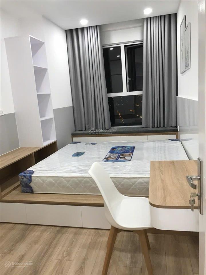 Cho thuê 2 phòng ngủ sunrise city view tầng cao thoáng mát nội thất đẹp