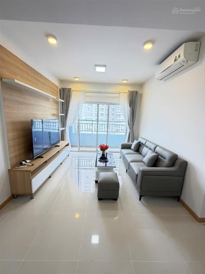 Chuyển nhượng sunrise city central hướng nam ban công 2 phòng ngủ mát mẻ
