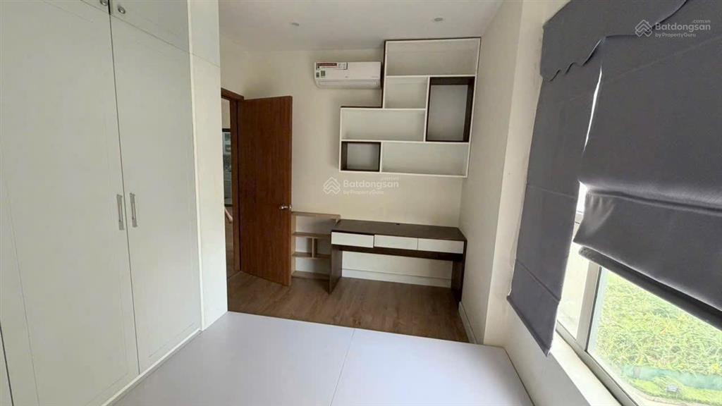 Cần bán gấp chcc số 7a đường lê đức thọ dt 86 m 2n 2vs giá 5 tỷ 600 tr có tt tầng cao , căn góc đep
