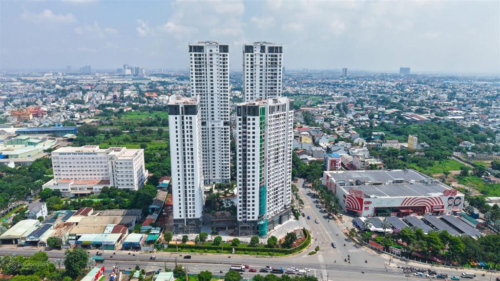 Full hàng cđt green skyline. bàn giao full nội thất. nhận nhà q4/2026. htls 24 tháng. ck 10%
