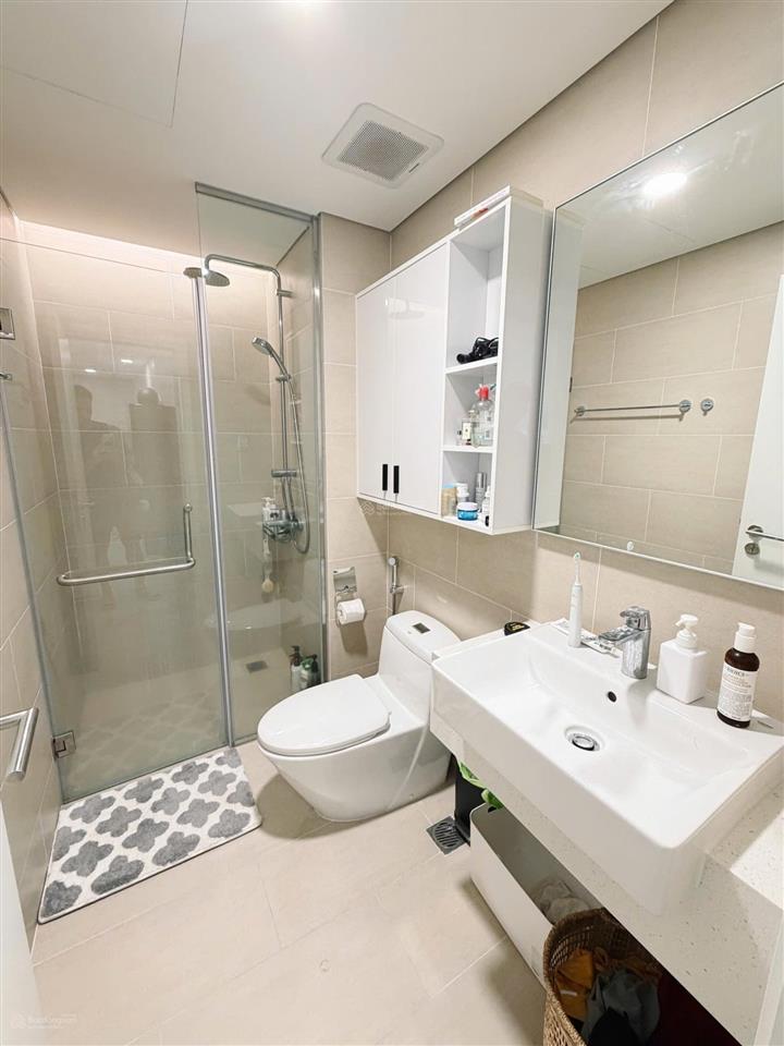 Cho thuê cc urban green, 12 triệu vnd, 76m2, 2pn, 2wc, nội thất đầy đủ, dọn vào ngay. call e nhâm