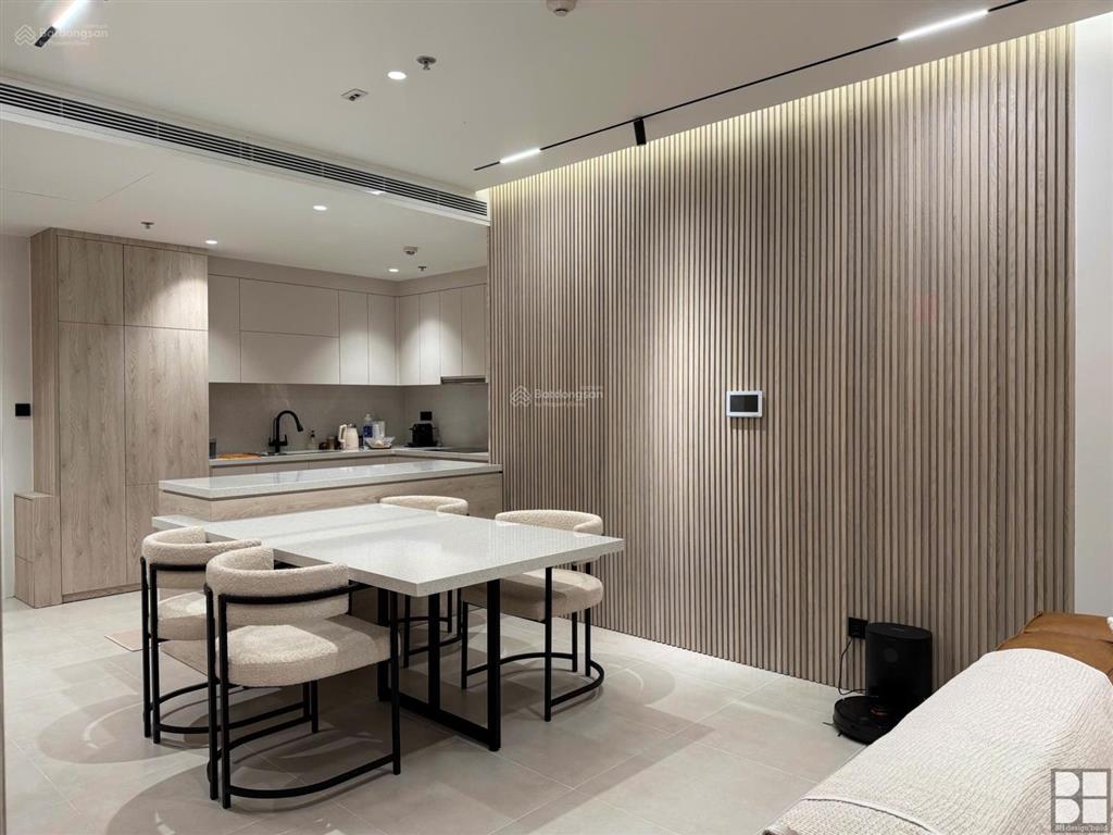 Cho thuê cc đẹp, nhiều tiện ích tại urban green, 16 triệu vnd, 118m2