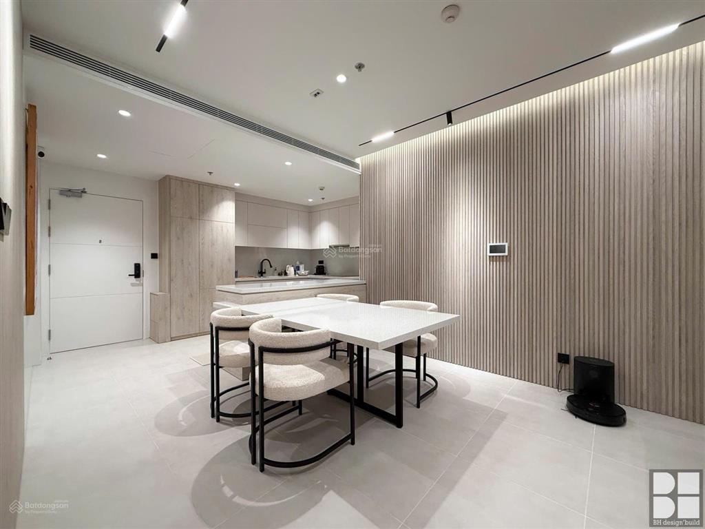 Cho thuê cc đẹp, nhiều tiện ích tại urban green, 16 triệu vnd, 118m2
