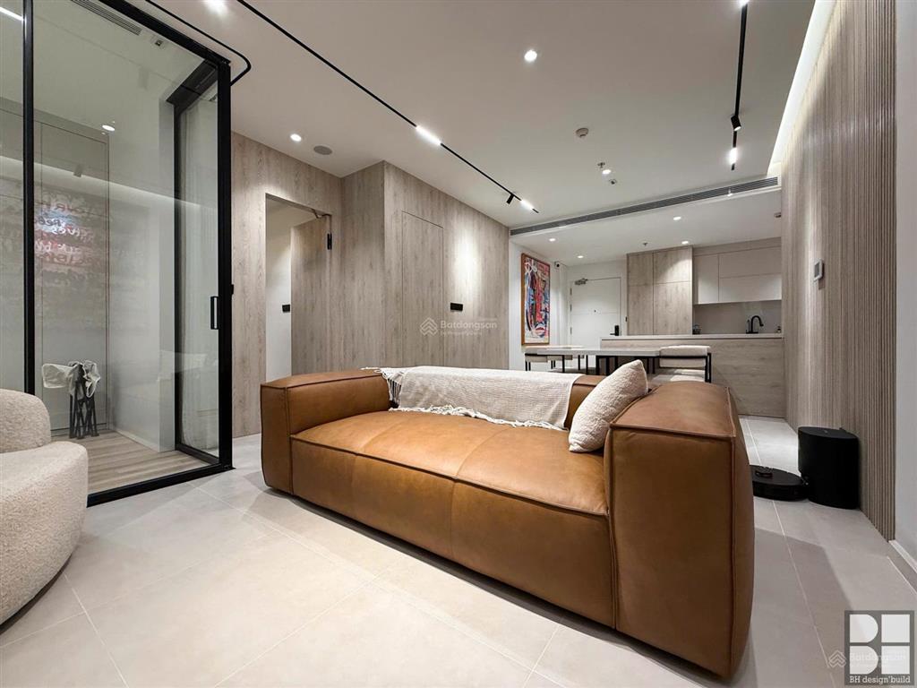 Hàng hiếm tại urban green, cho thuê 22 triệu, 179m2, 4pn, 3wc
