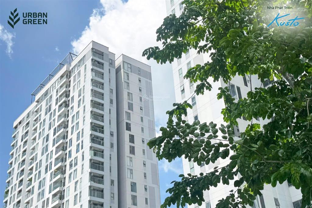 Villa urban green 200m2. khách quan tâm inbox em nhâm xem nhà.