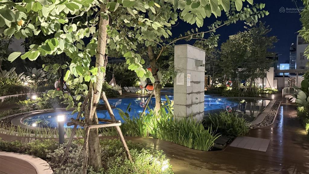 Căn hộ 2pn, 1wc, 57 m2 tại urban green, giá cực chất 4,9 tỷ