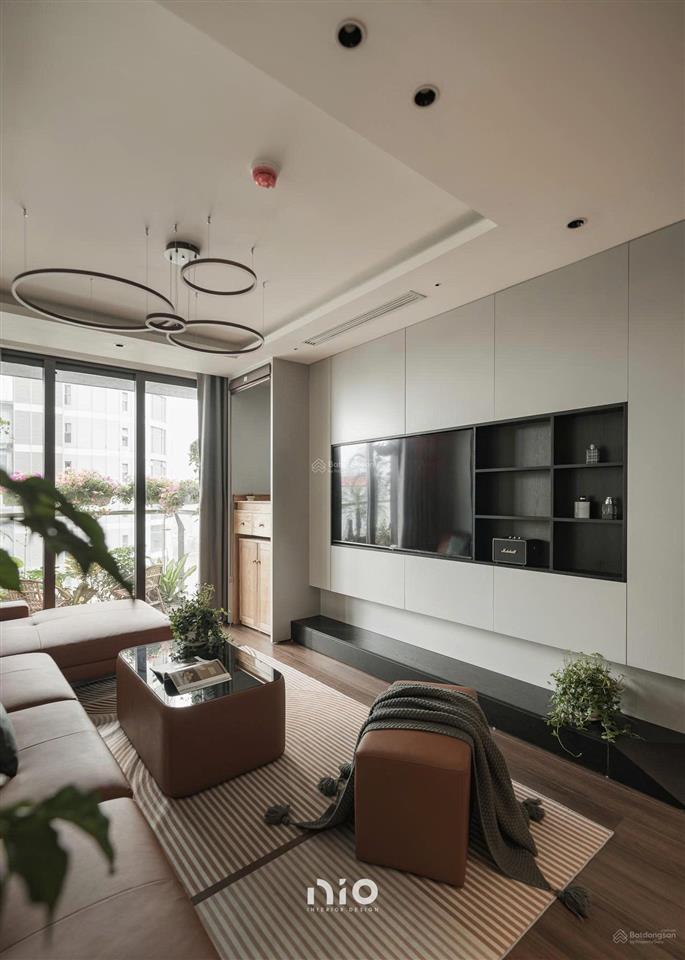 Bán gấp giá tốt căn 2 ngủ 92m  thoáng đẹp   0931 318 ***