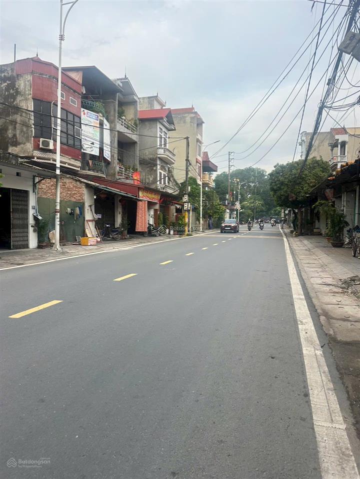 Nhỉnh 5 tỷ xíu sở hữu ngay 60m đất đài bi, uy nỗ ô tô đỗ cửa trung tâm tiện ích đông anh