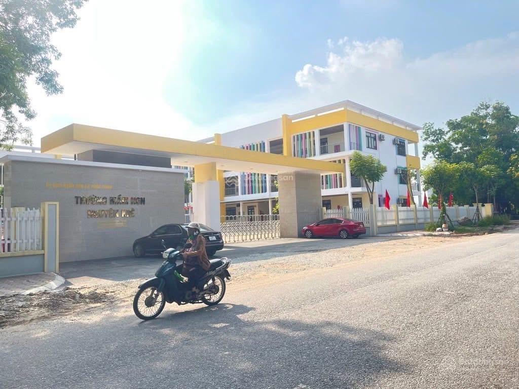 Chủ ngộp bank cần bán gấp! 80m đất đấu giá x2 sơn du  nguyên khê  cạnh vinhomes bắc hồng. giá 7x