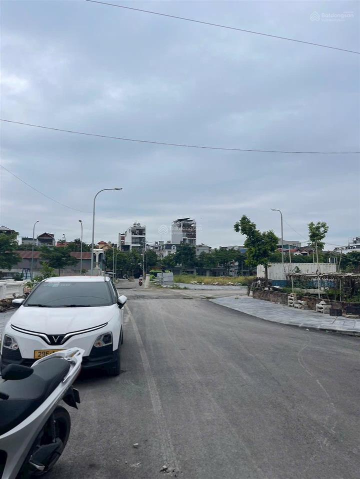 Bán 65m xóm hậu uy nỗ  đông anh ô tô tránh, view thoáng khu tái định cư,biệt thự 319.gía cực êm